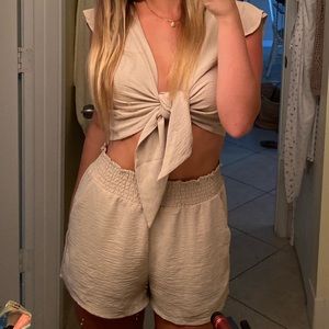 Tan two piece set from a boutique 🤎🤎🤍🤍